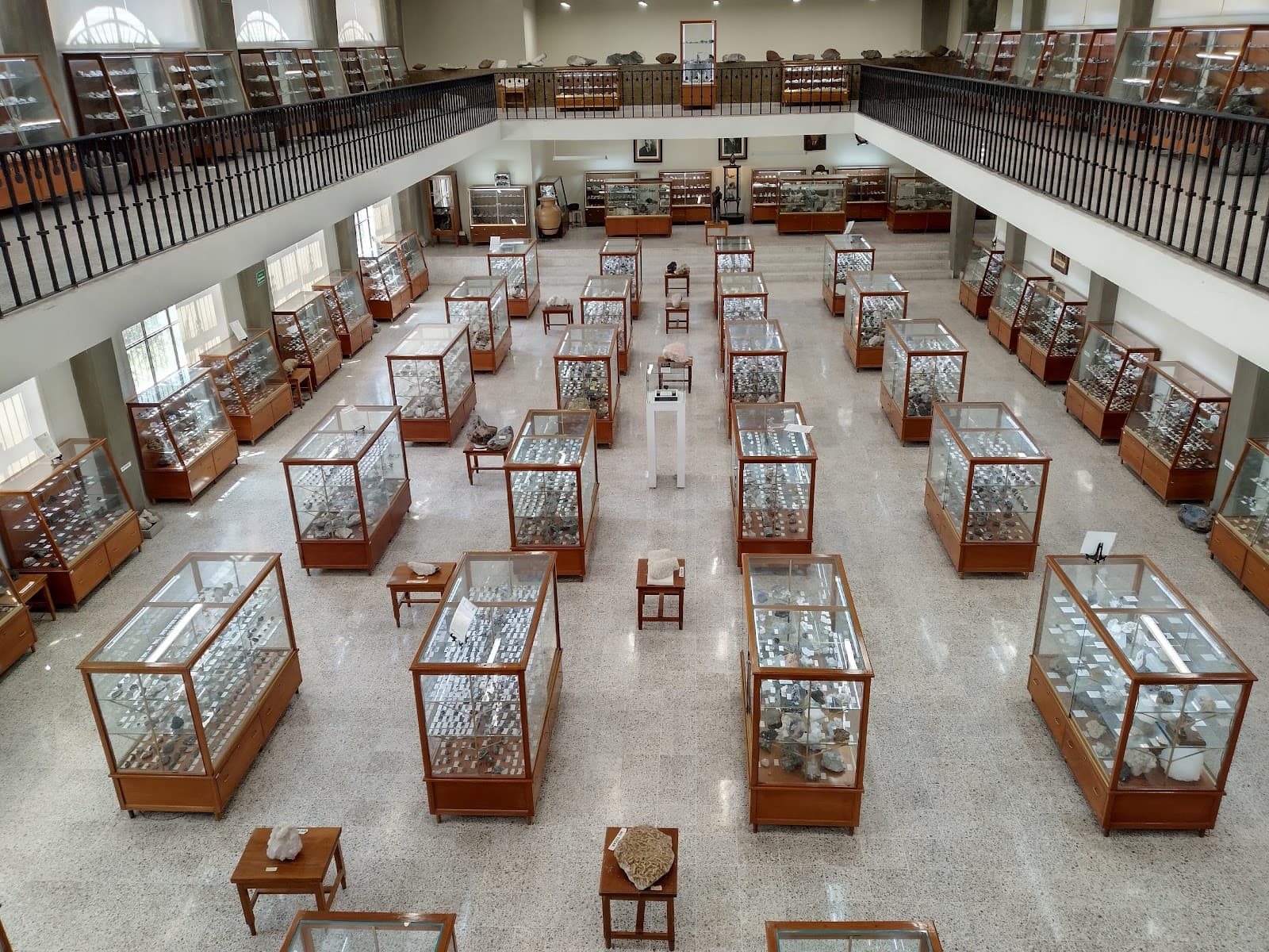 Museum of Mineralogy UG - Image 1