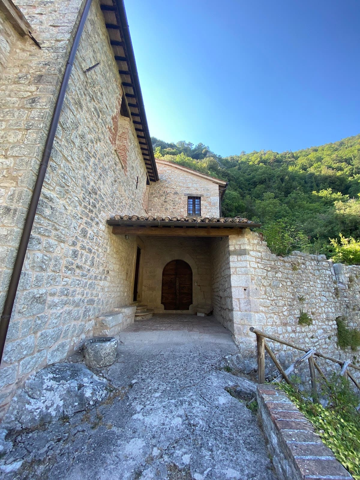 Eremo di Sant'Ambrogio Bottaccione - Image 1