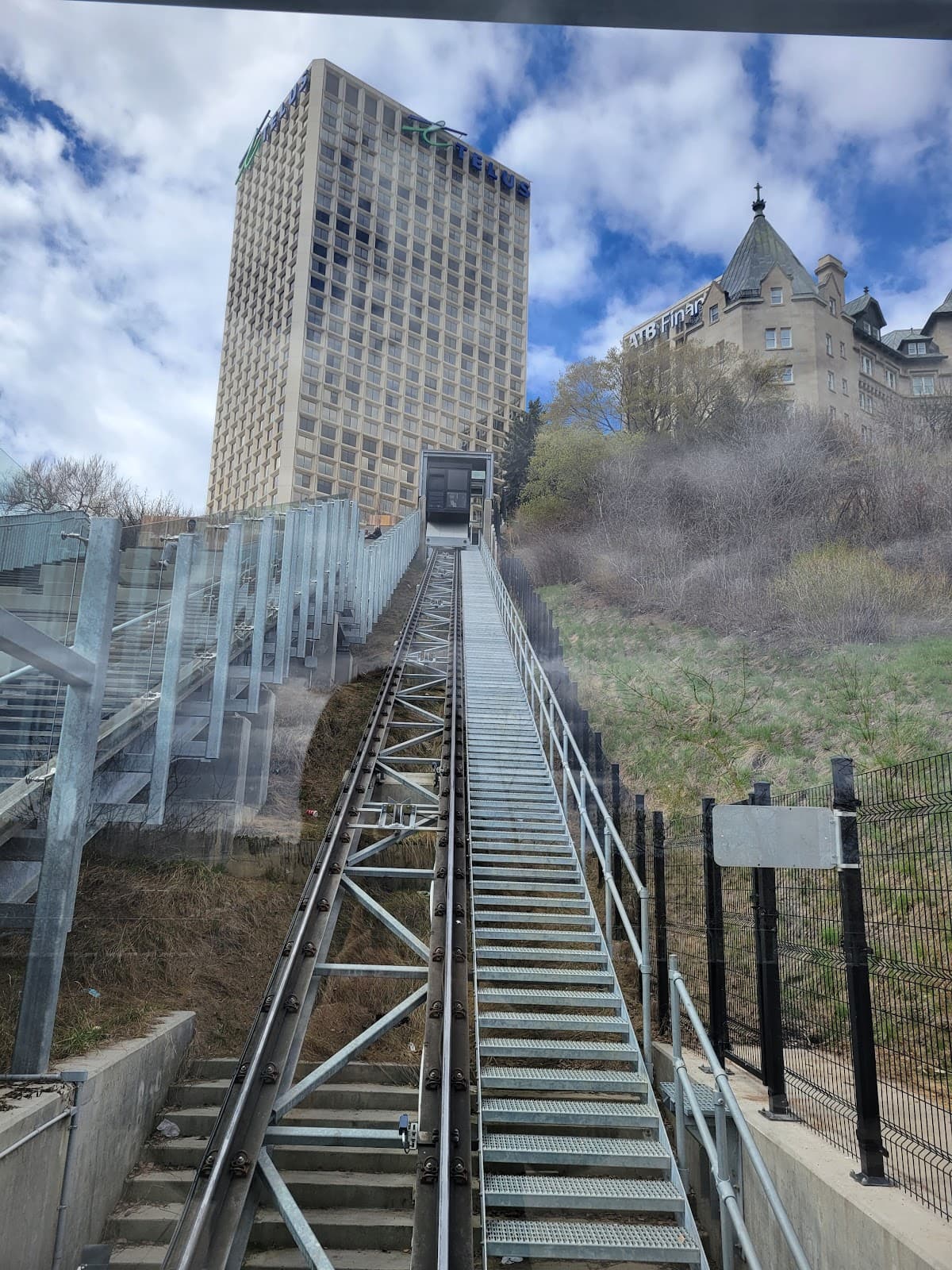 100 Street Funicular and Promenade - Image 1