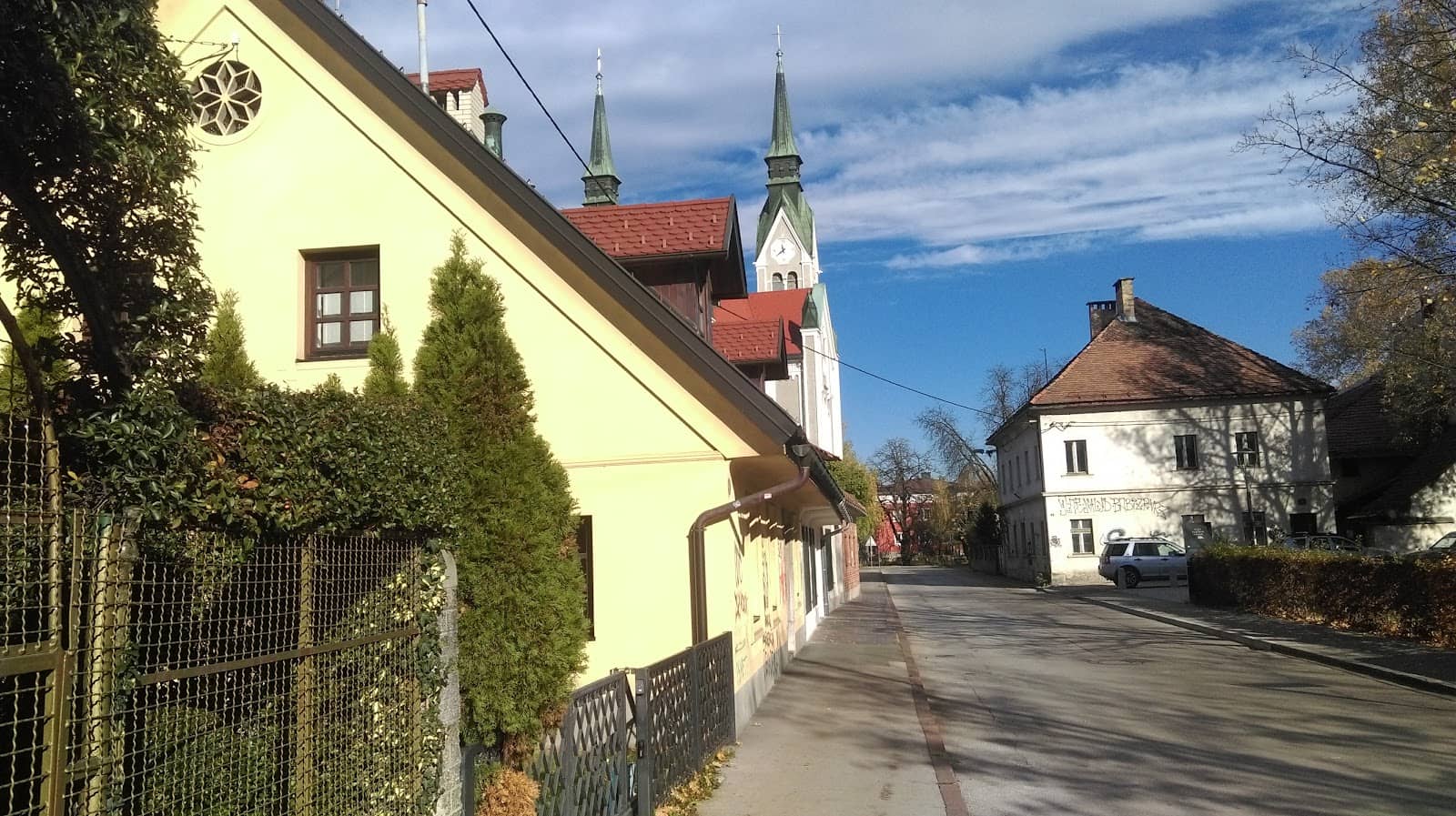 Trnovo Church