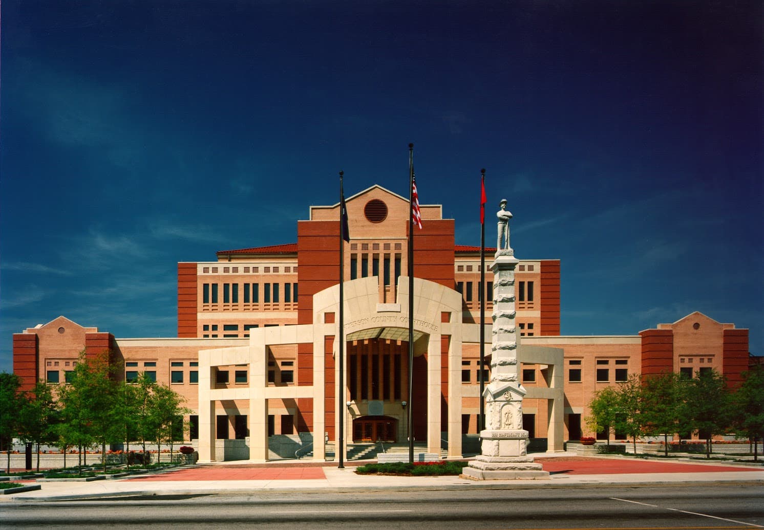 Historic Anderson County Courthouse - Image 1