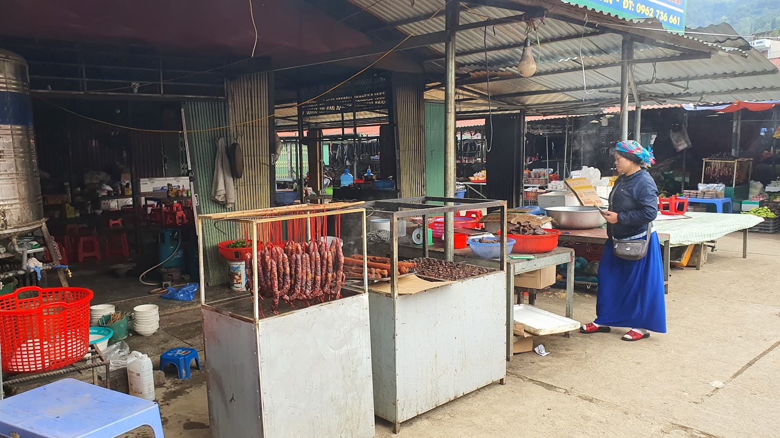 Dong Van Sunday Market - Image 1