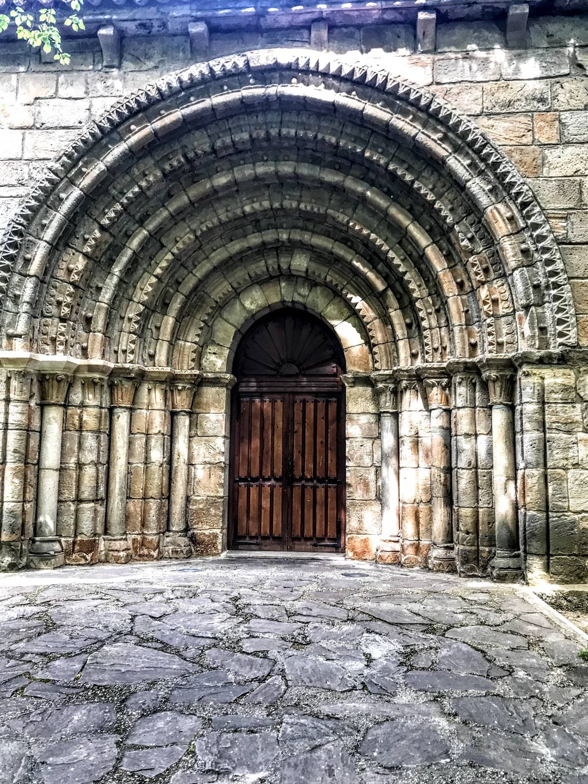 Food Truck Markets & Live Music