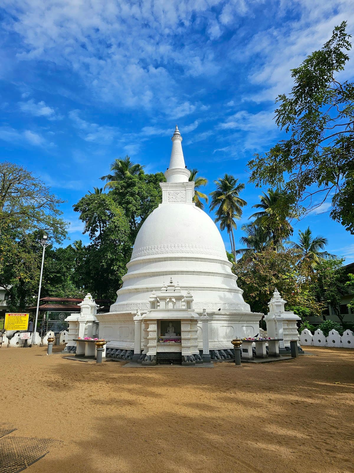 Bellanwila Raja Maha Viharaya - Image 1