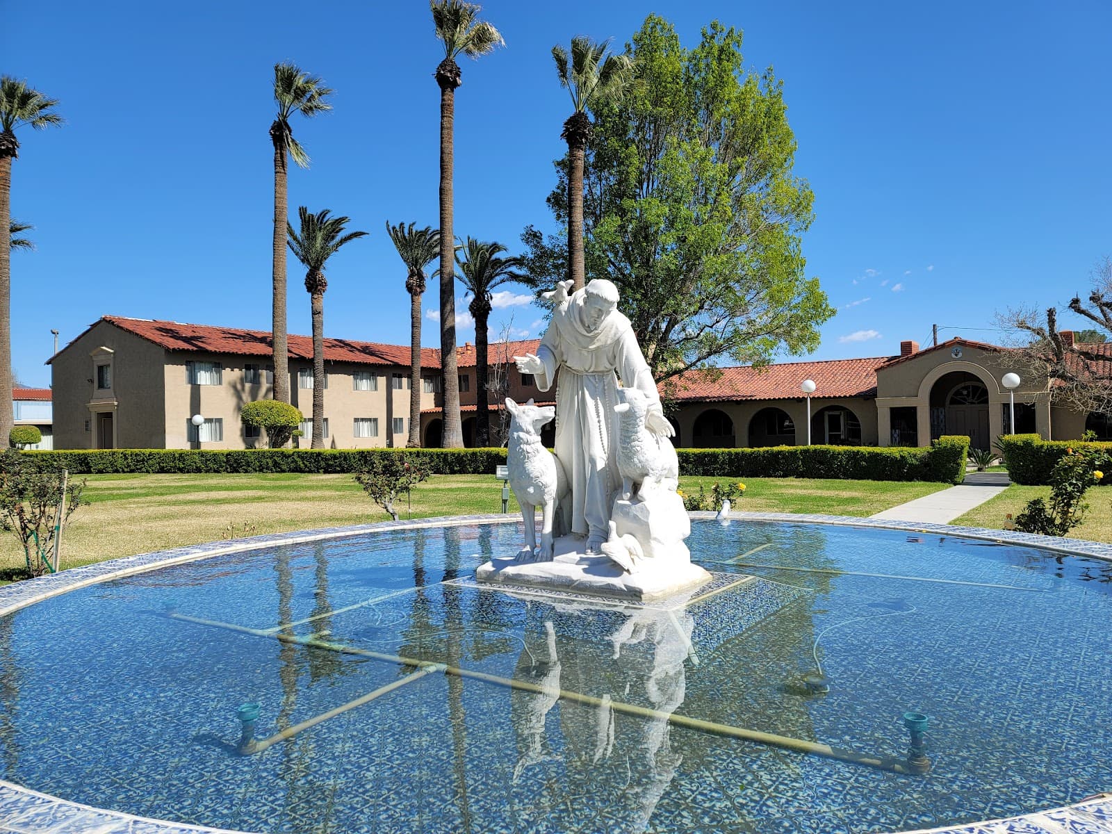 San Fernando Neighborhood - Image 1