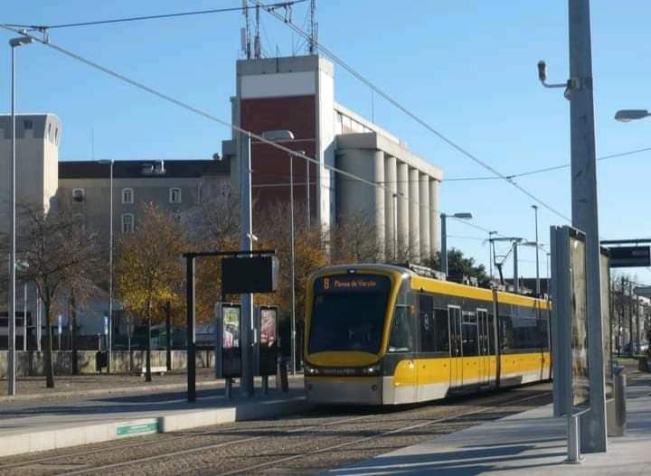 Senhora da Hora - Image 1