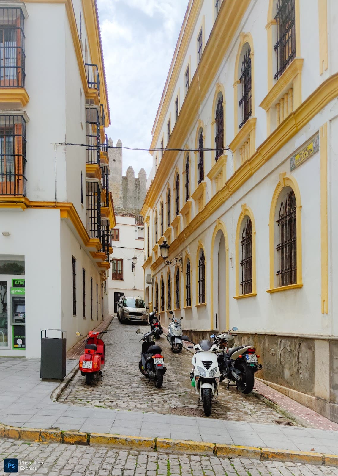 Casco Antiguo Old Town - Image 1