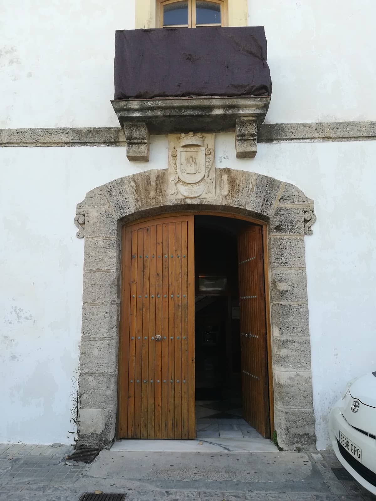 Vertical photo