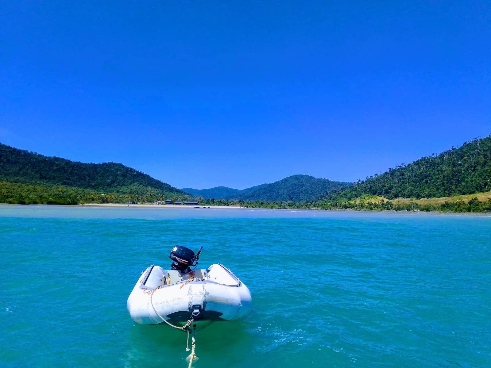 Secluded Bay Views