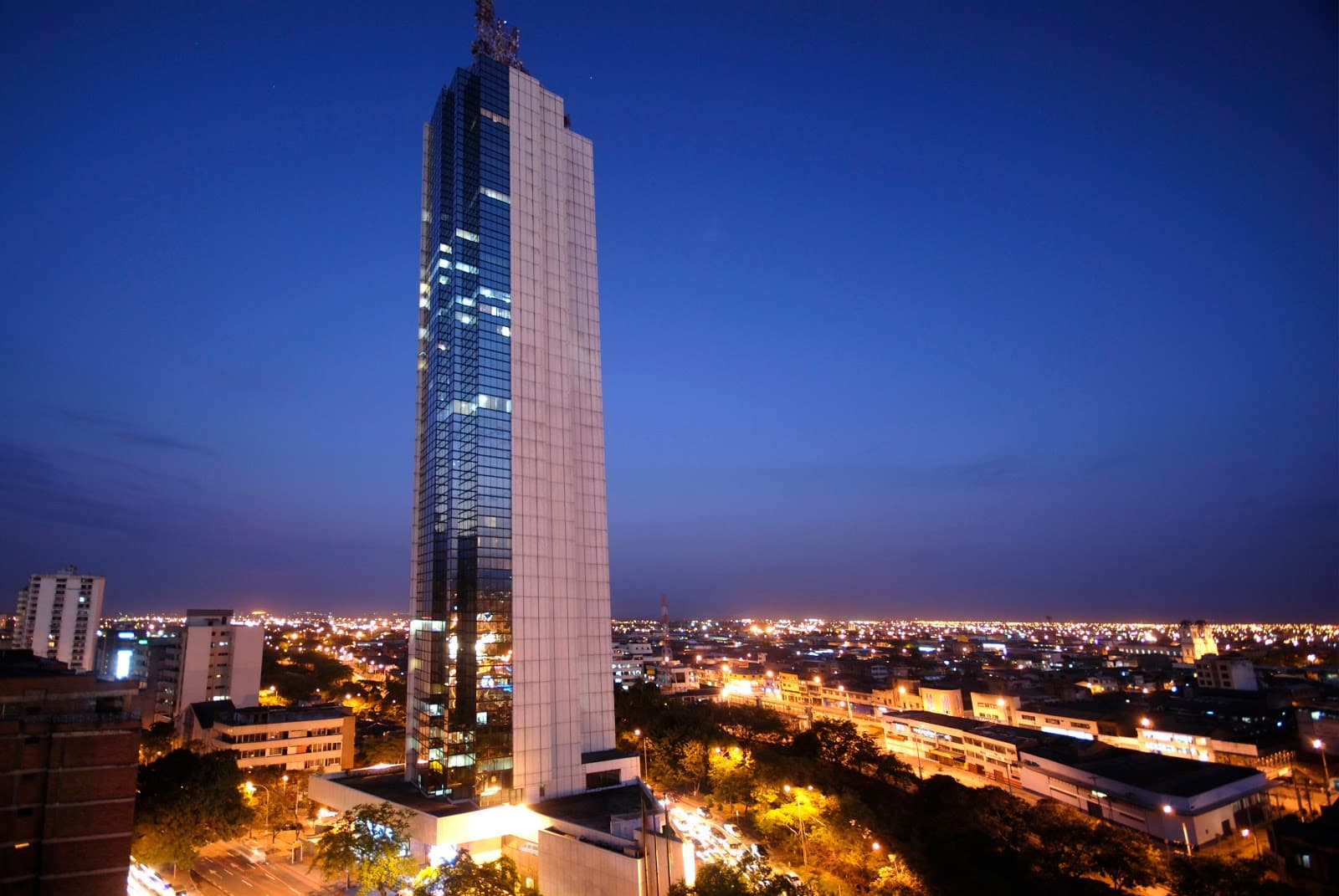Torre de Cali - Image 1