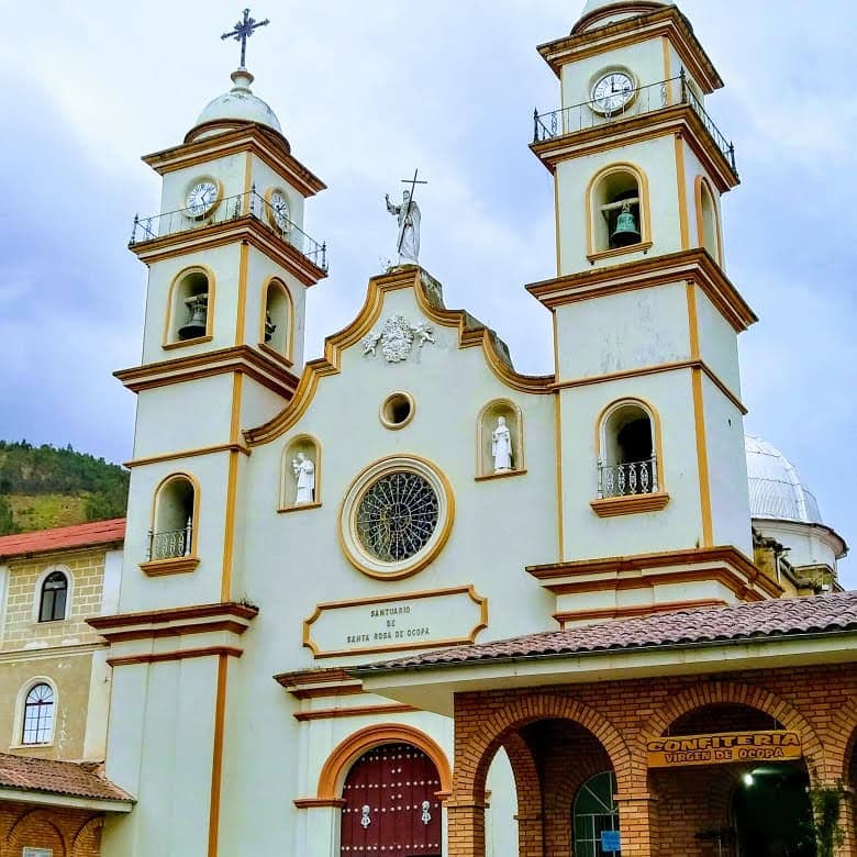 Santa Rosa de Ocopa Convent - Image 1