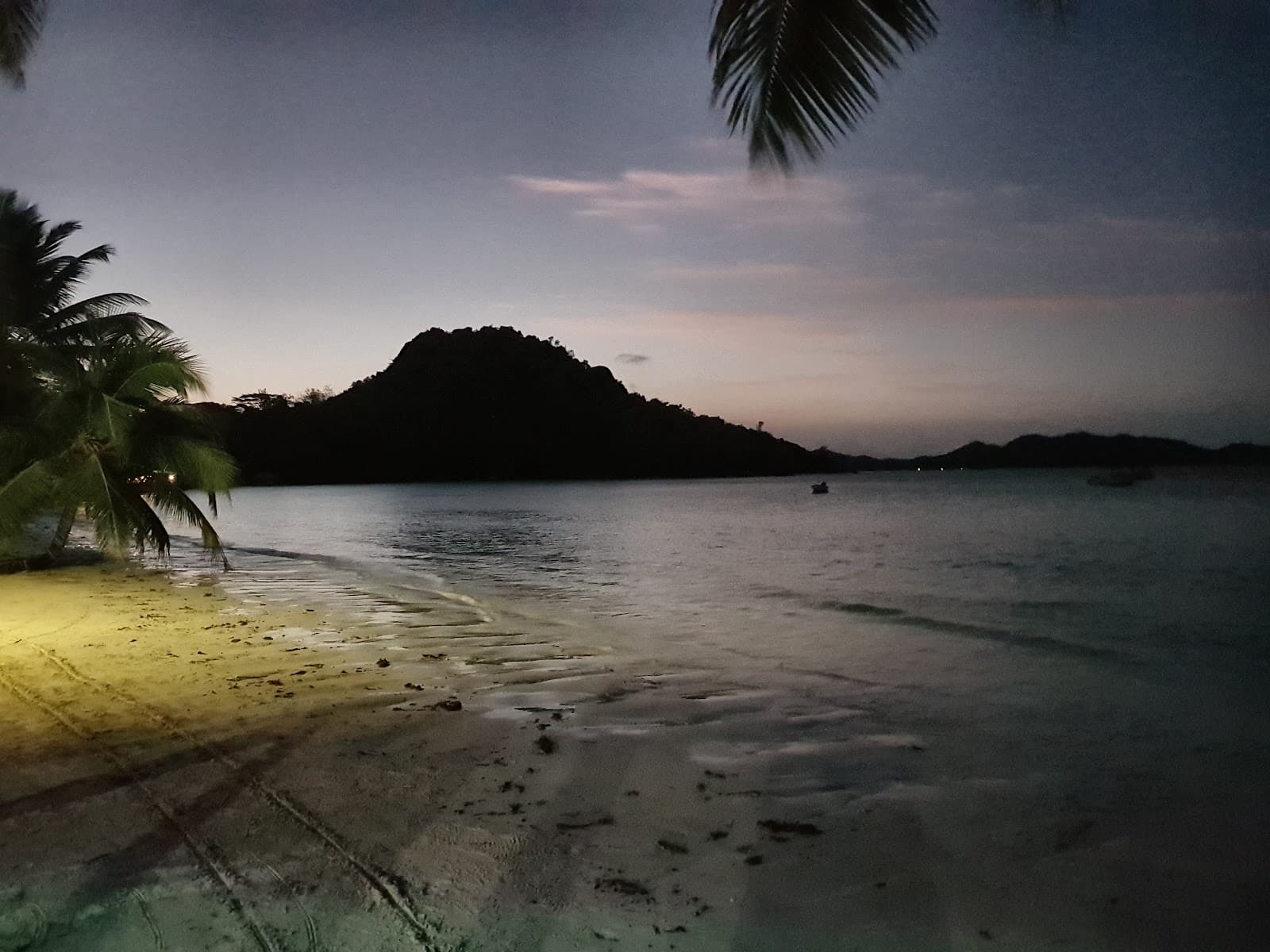 Anse Volbert Cote d'Or - Image 1