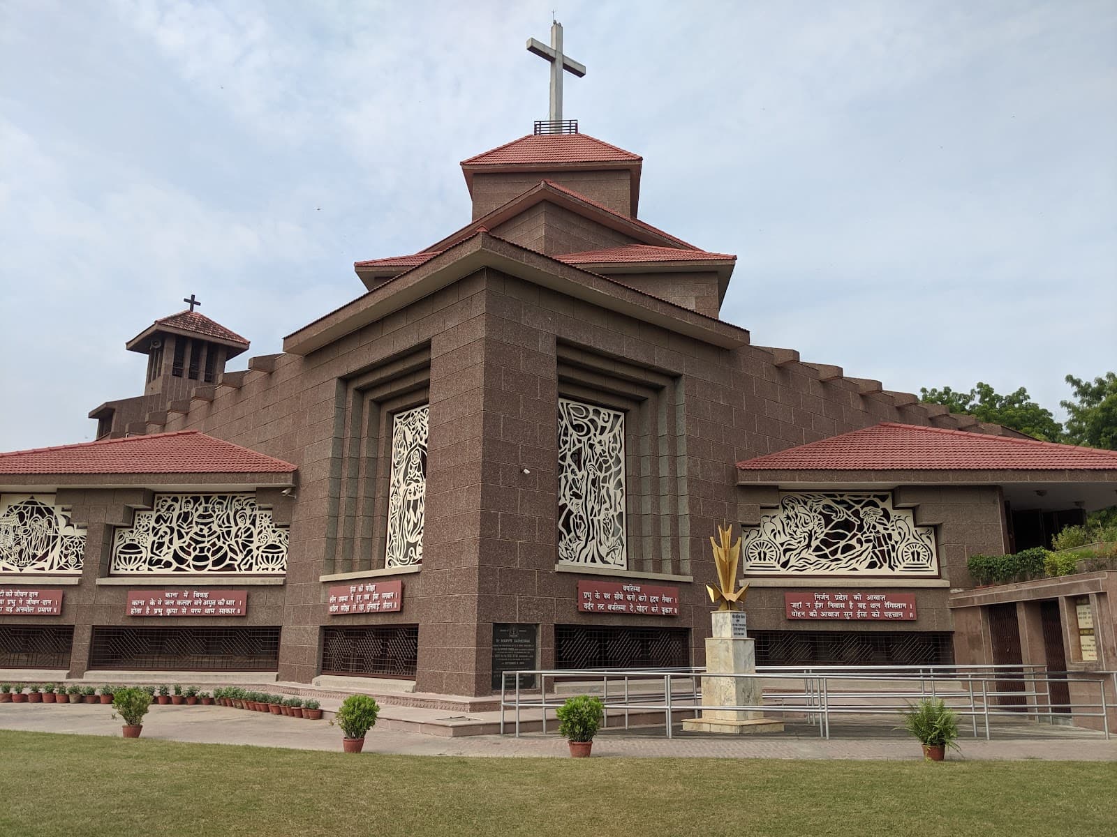 St. Mary's Church - Image 1