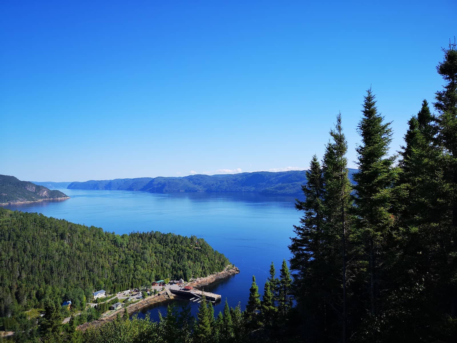 Tranquil Fjord Ambiance