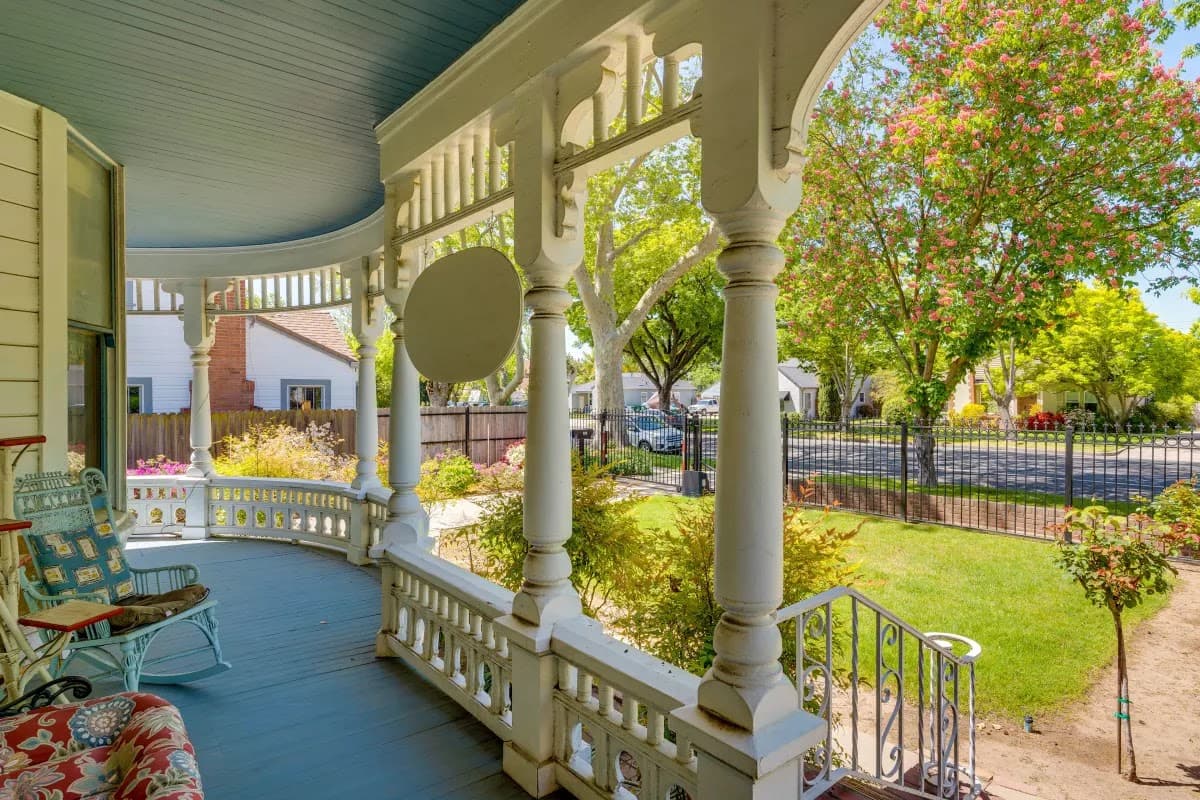 Hill House Museum - Image 1