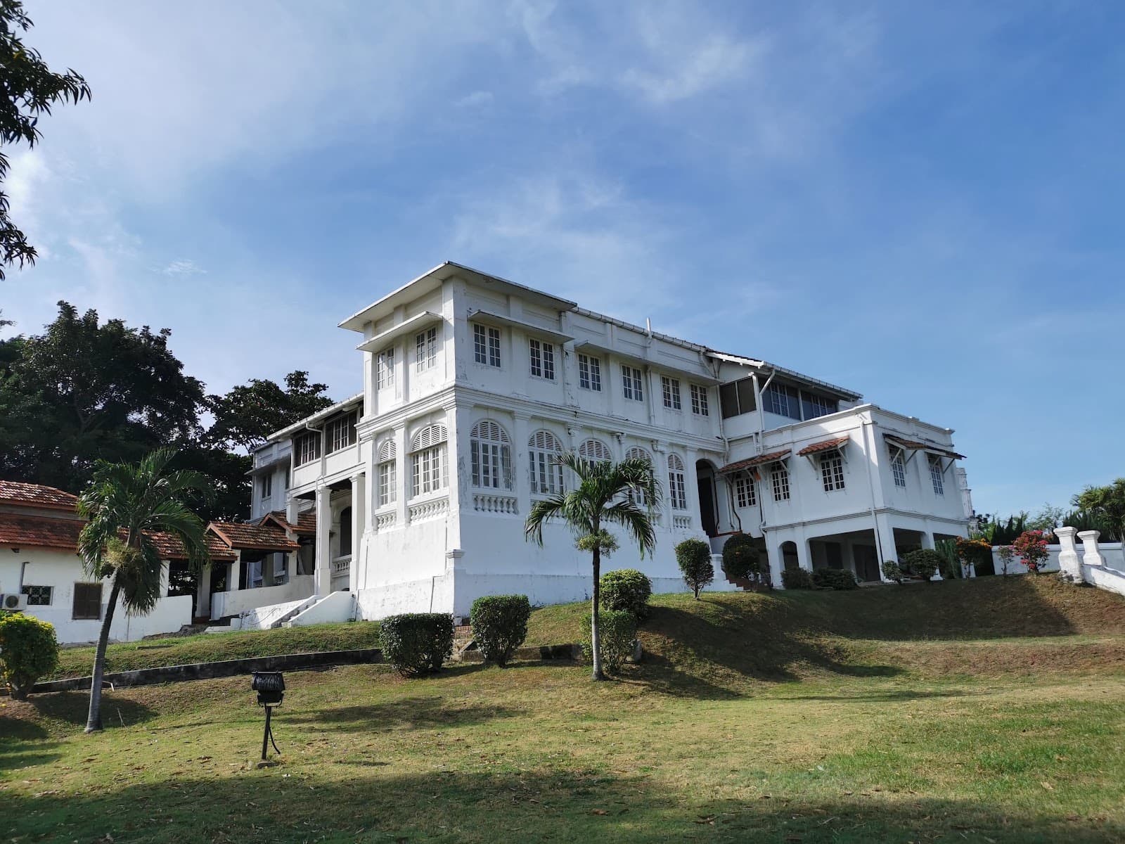 Governor’s Museum Muzium Yang di-Pertua Negeri - Image 1