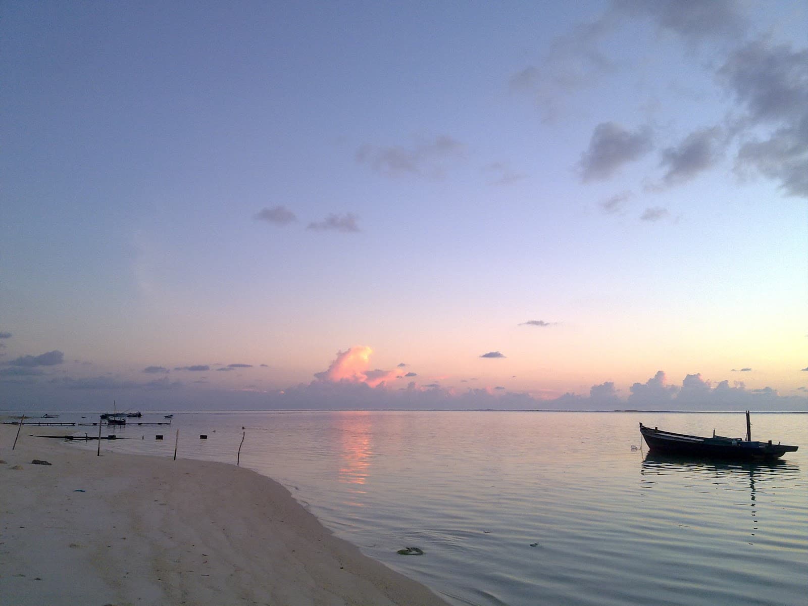 Thulhaadhoo Island - Image 1