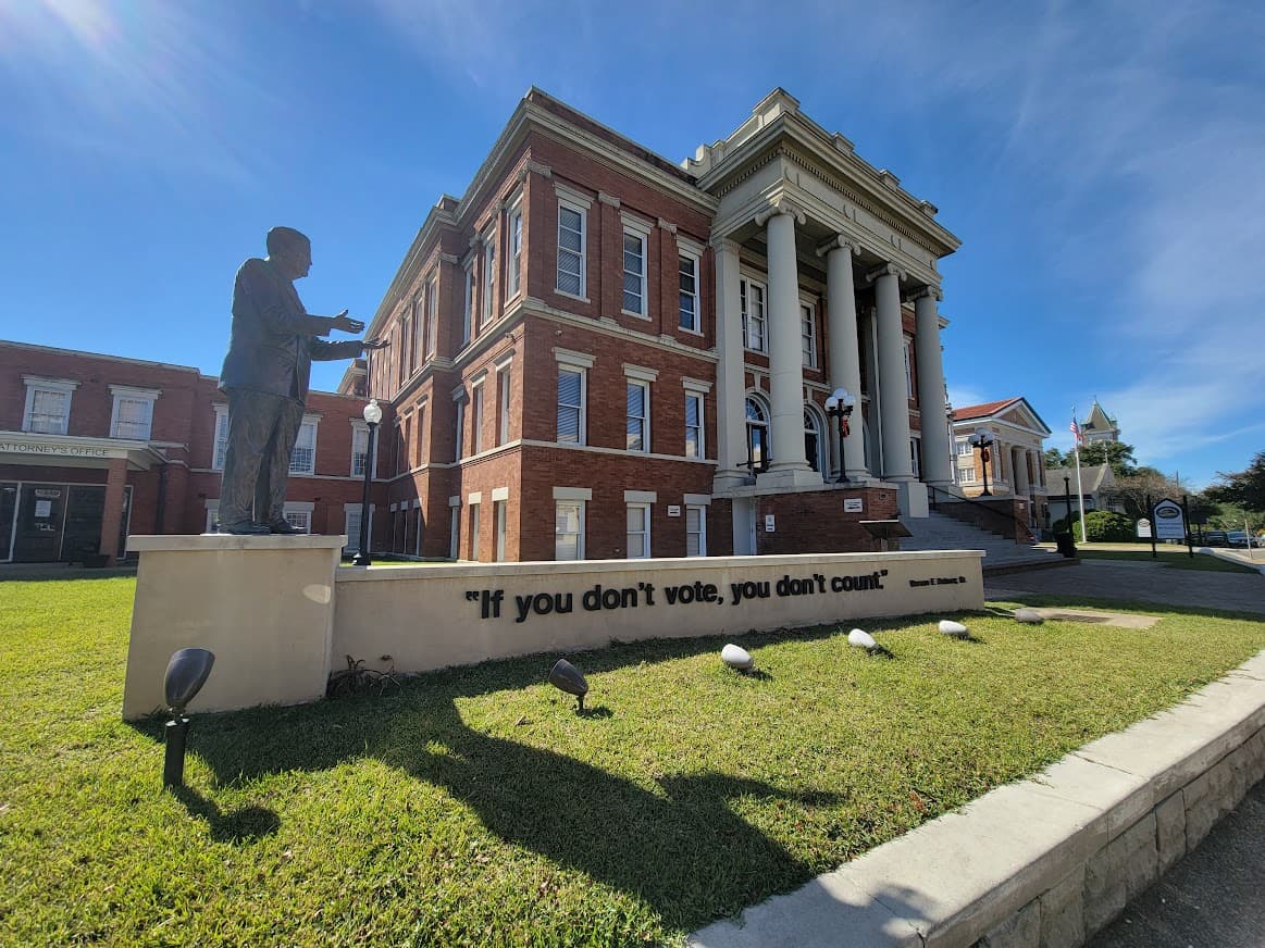 Forrest County Courthouse - Image 1