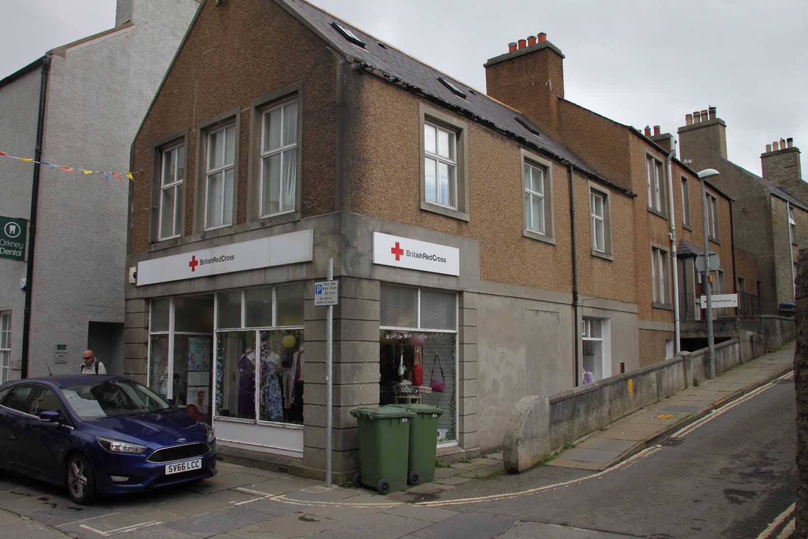 Broad Street and Market Cross - Image 1