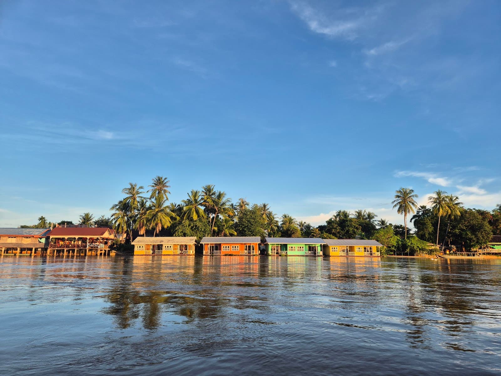 Don Khon - Image 1