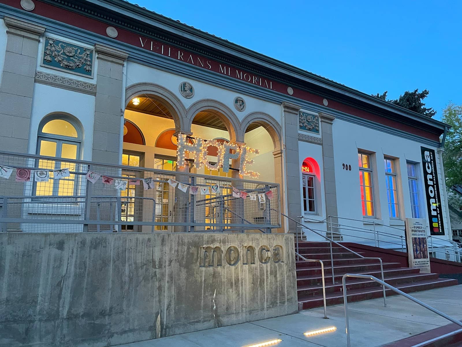 Art Workshops & Events