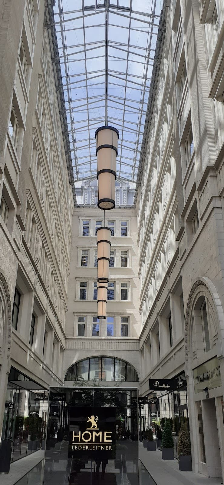 Tuchlaubenhof, Vienna - Image 1