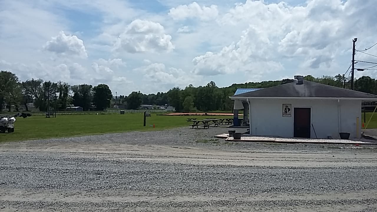 Veterans Memorial Park Mount Airy - Image 1