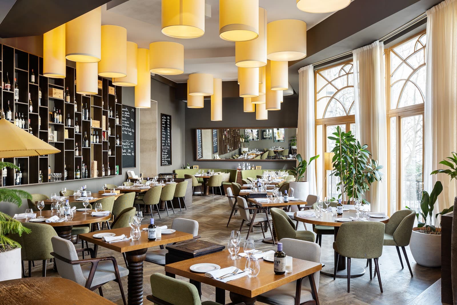 Aromi, Prague - Image 1