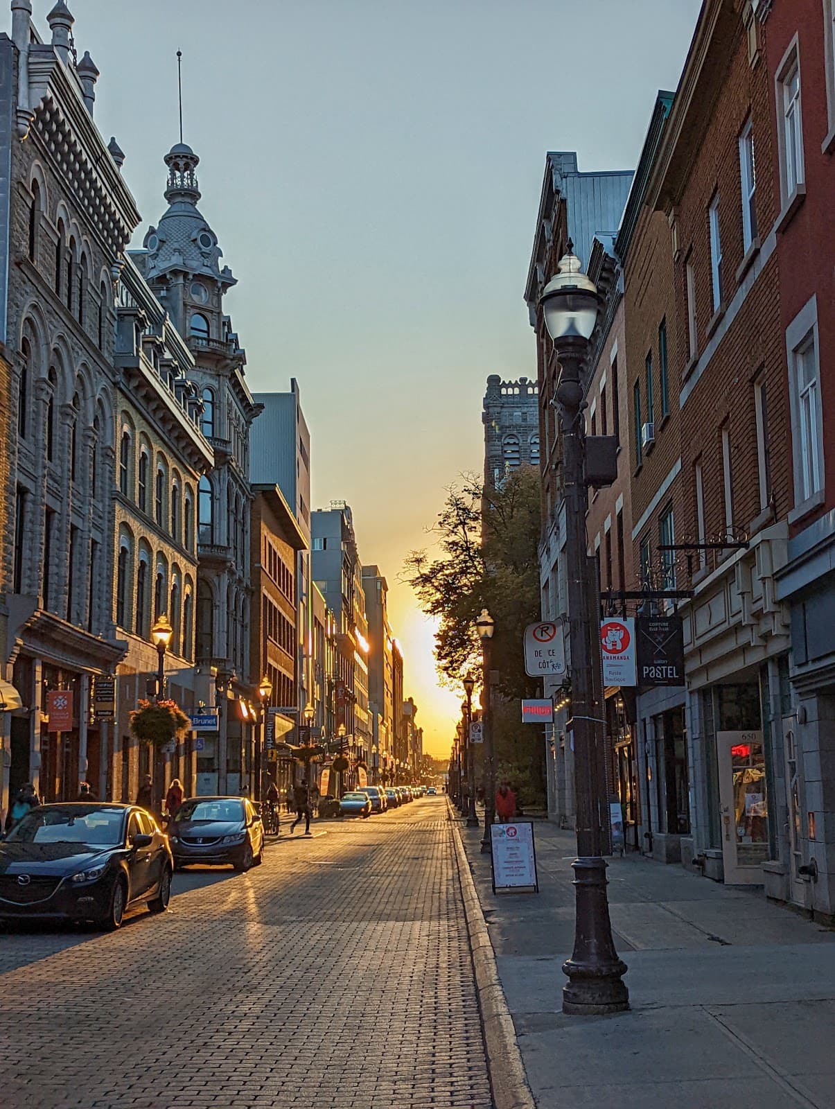 Rue Saint-Joseph Est - Image 1