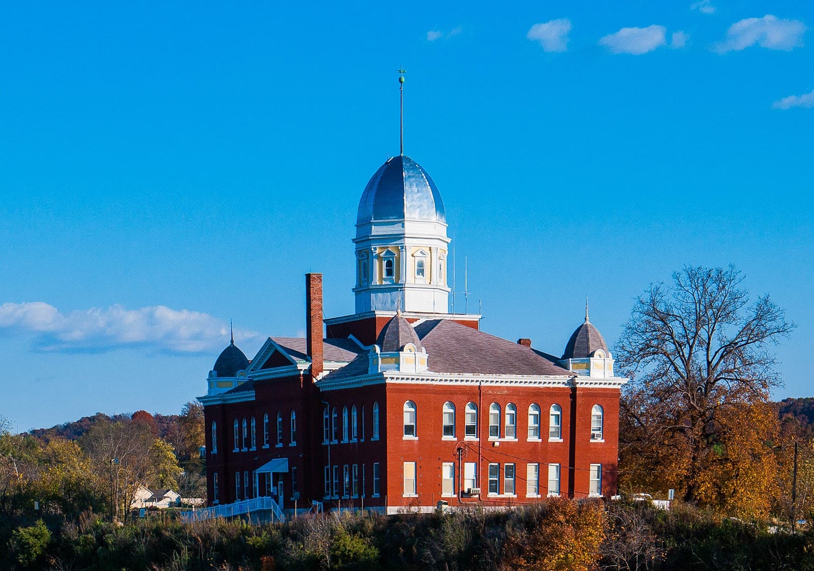 Gasconade County Courthouse - Image 1