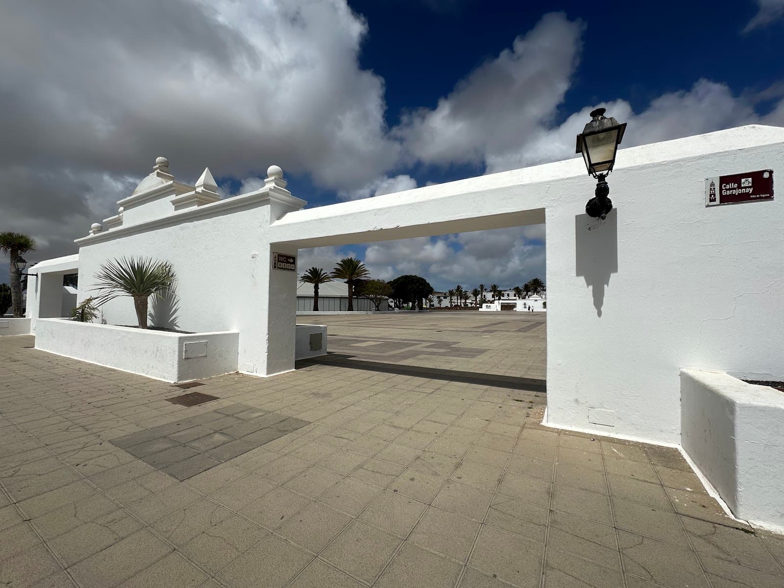 Palacio de La Mareta - Image 1