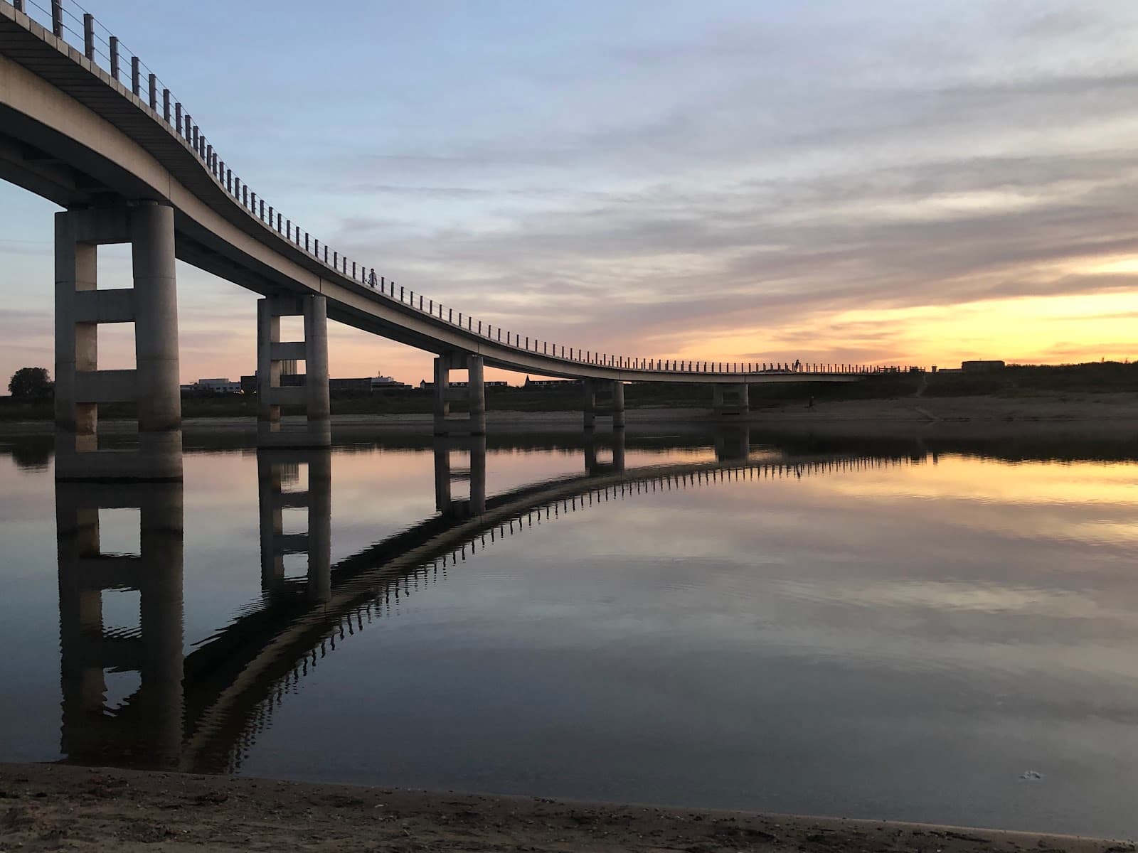 Zaligebrug (Spiegelwaal Footbridge) - Image 1