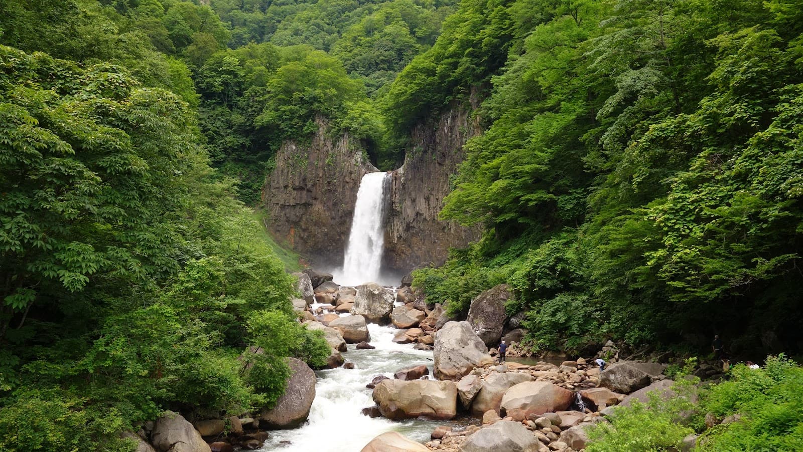 Naena Falls - Image 1