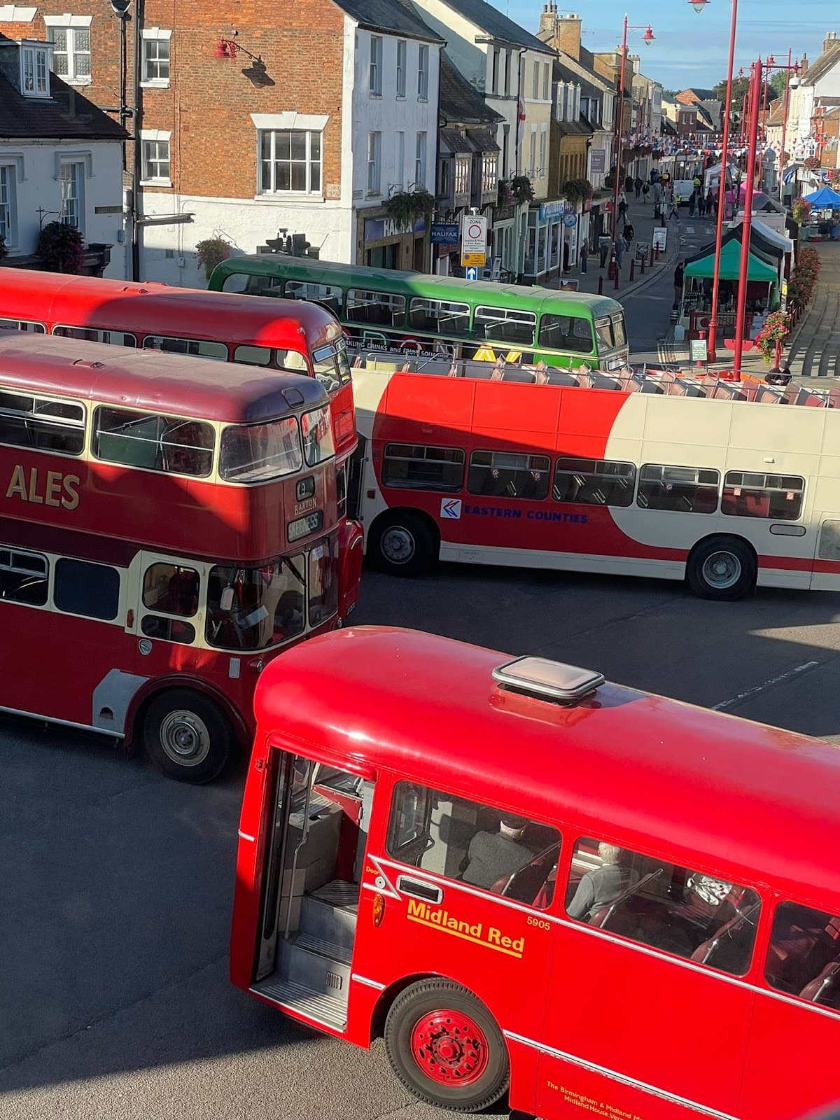 Daventry Market Square - Image 1