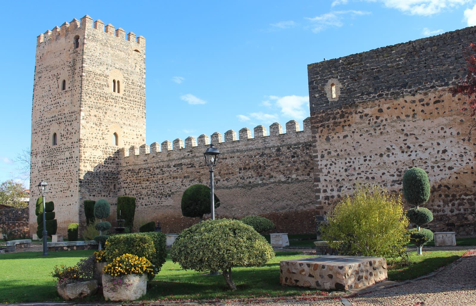 Castillo de Doña Berenguela (Bolaños de Calatrava) - Image 1