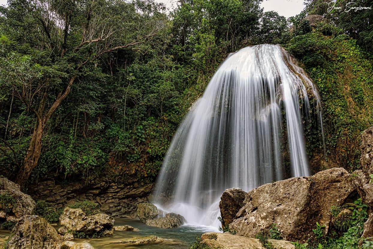 Soroa Waterfall - Image 1