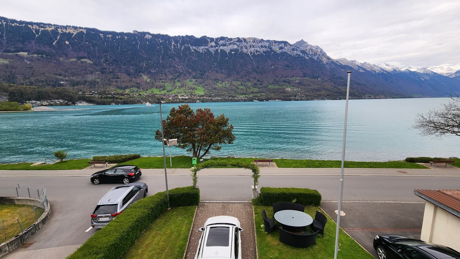 Bönigen Lakeside - Image 1