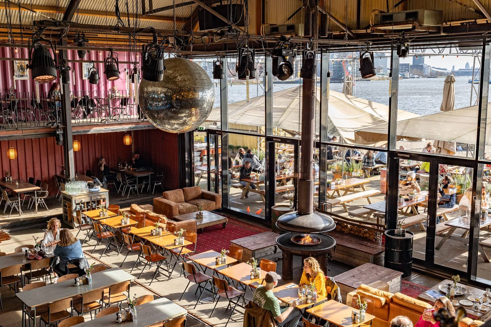 Analog Photobooth Fun