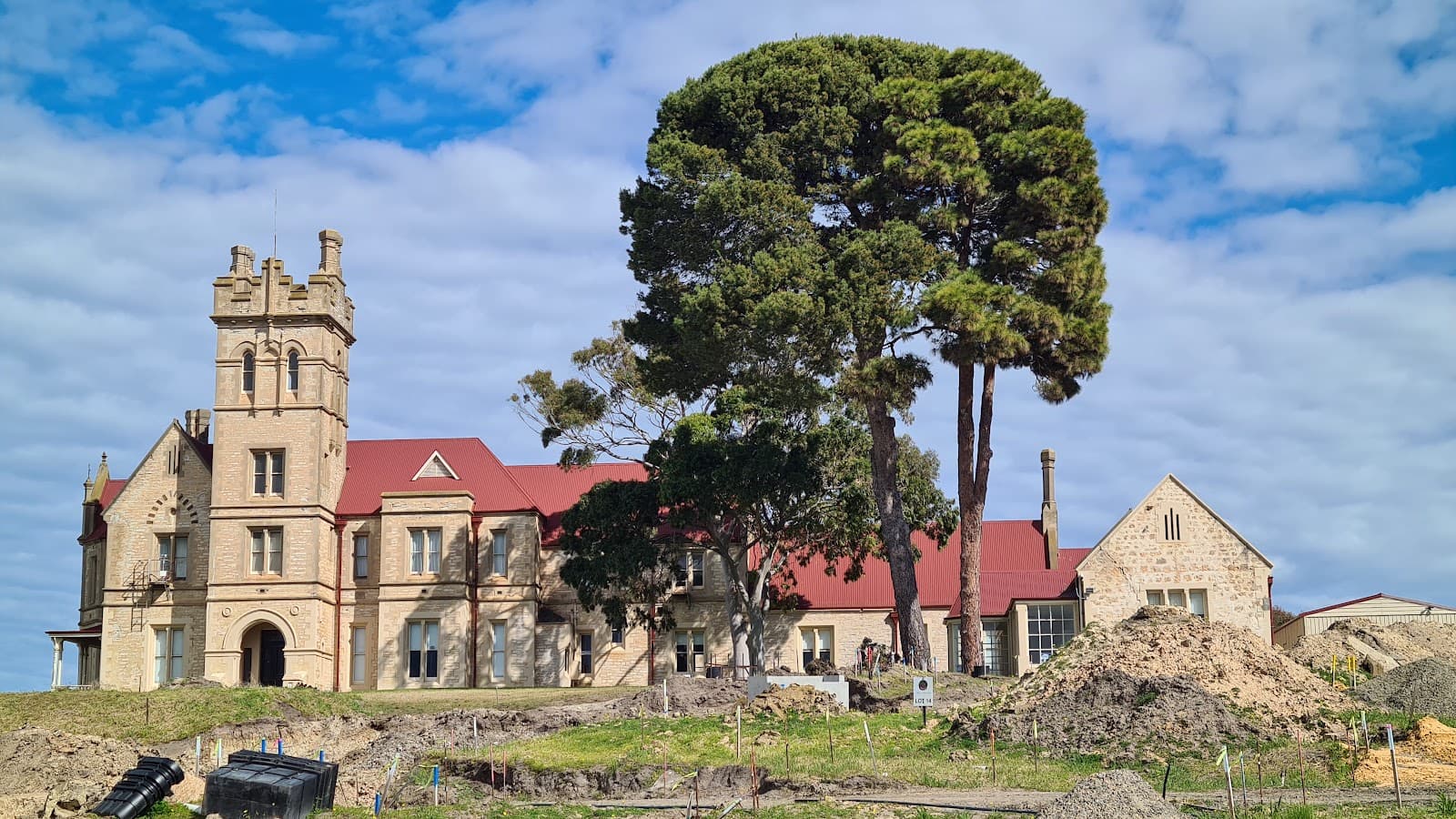 Mt Breckan (historic mansion) - Image 1