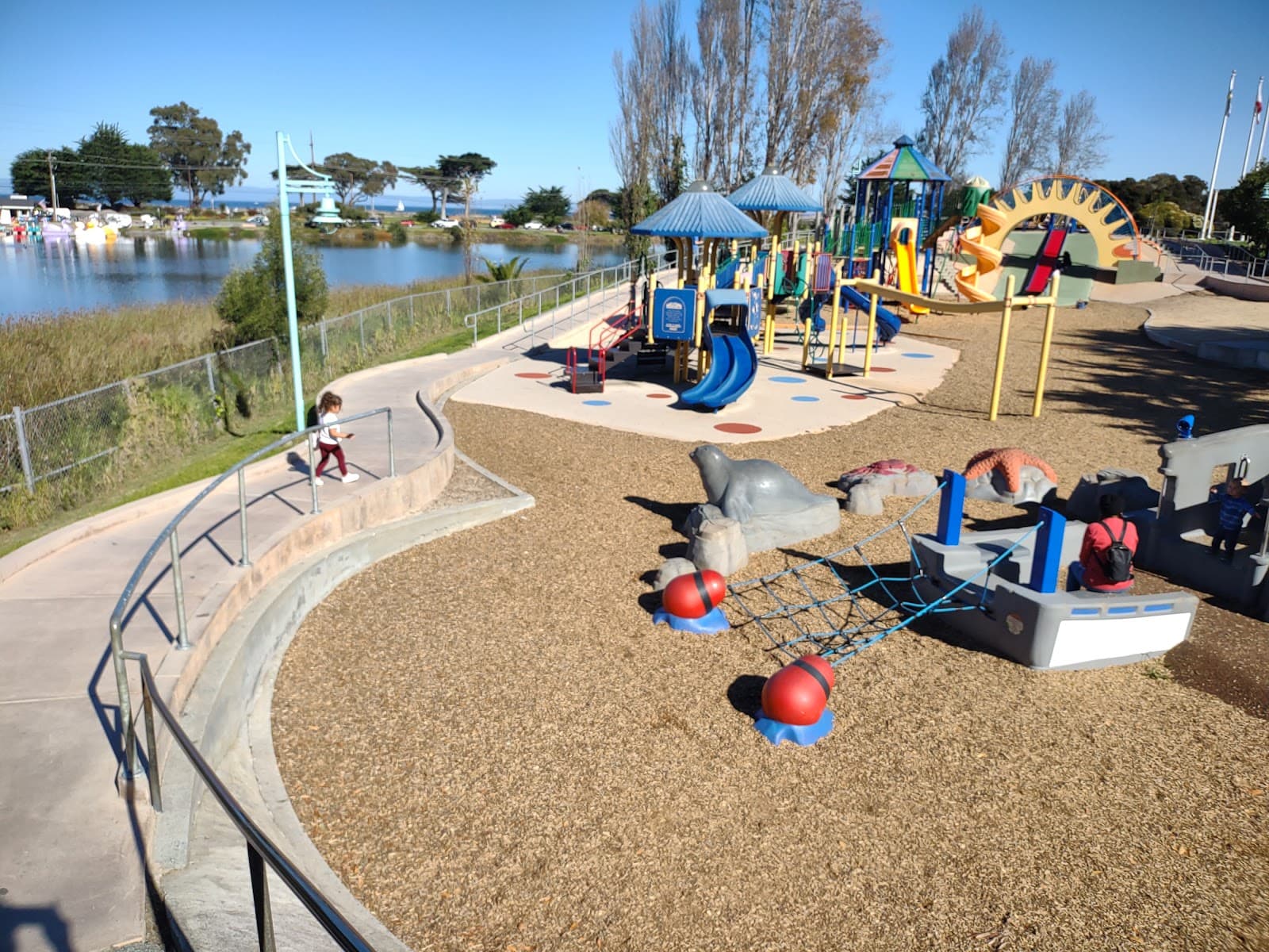 Lake El Estero Park - Image 1