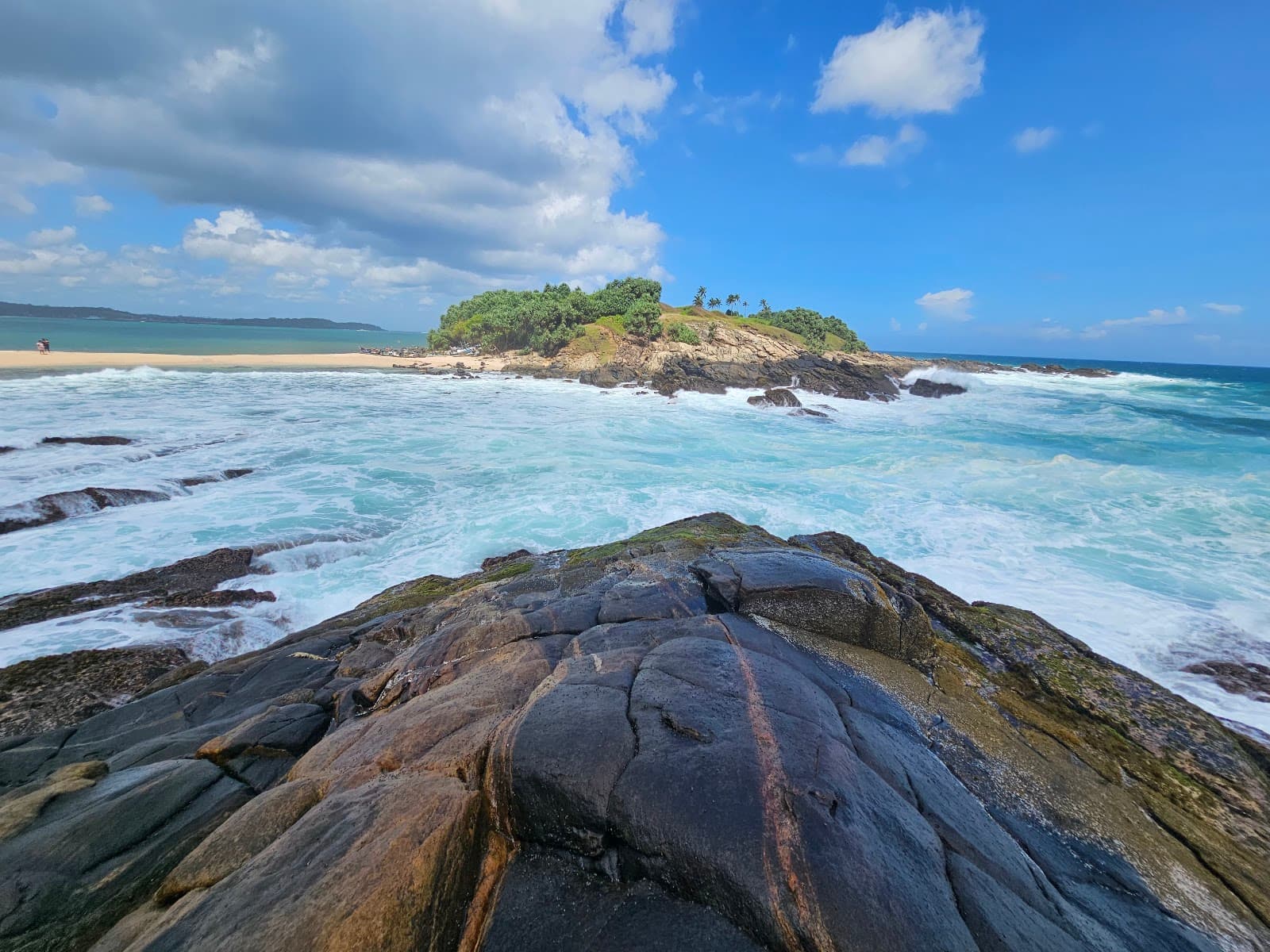 Nilwella Beach - Image 1