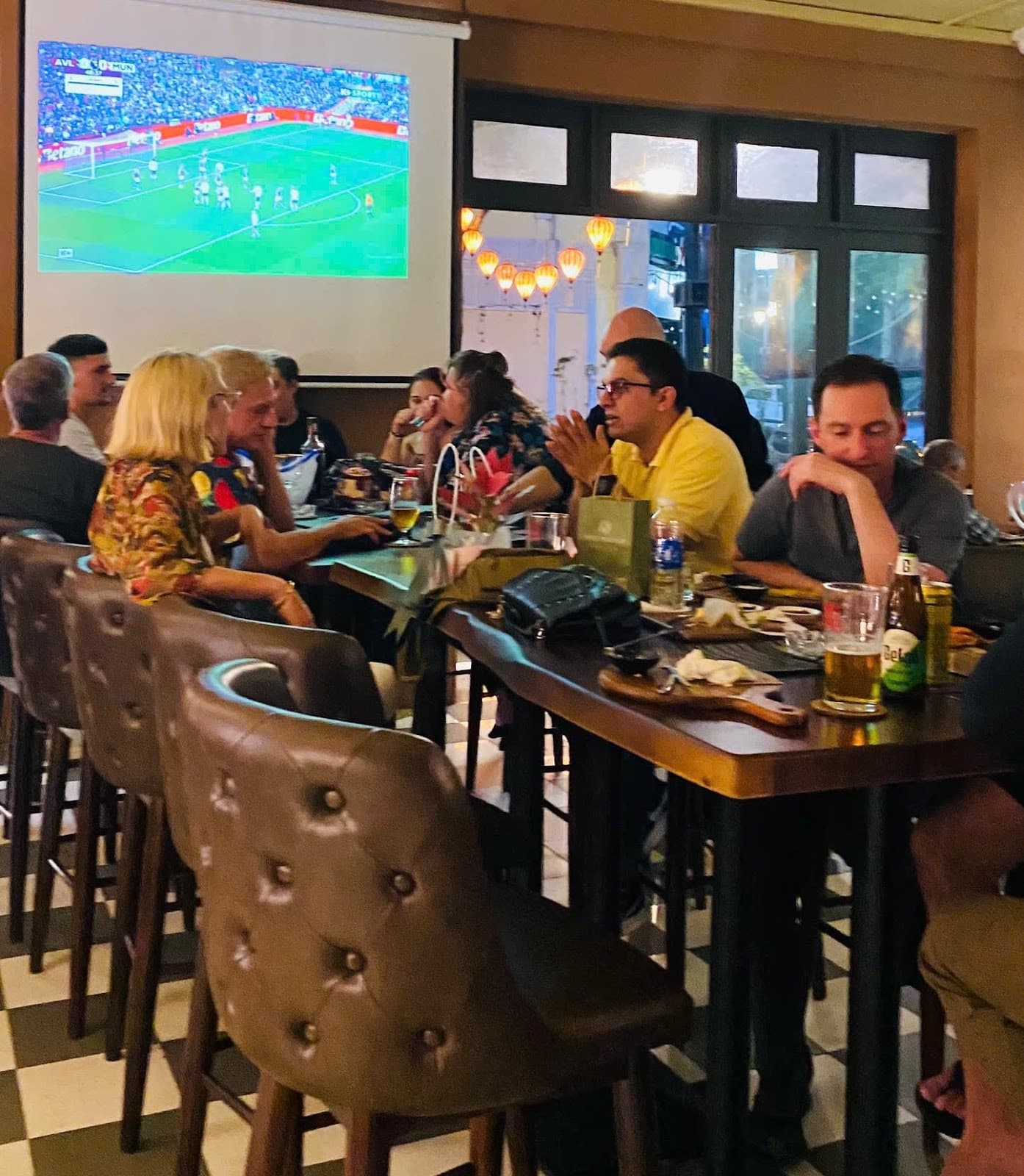 Ha Long City Bars - Image 1