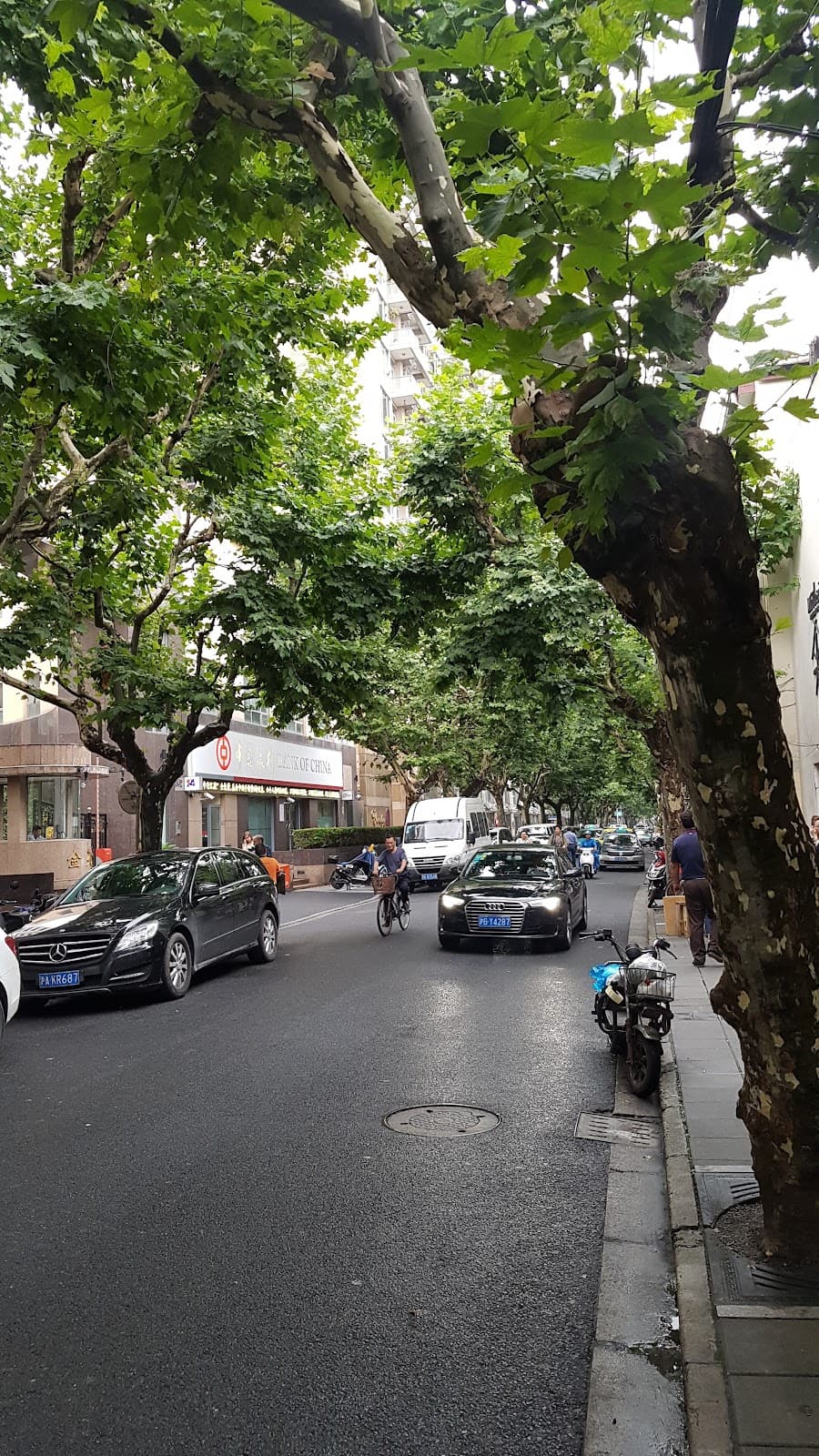 Anfu Road - Image 1