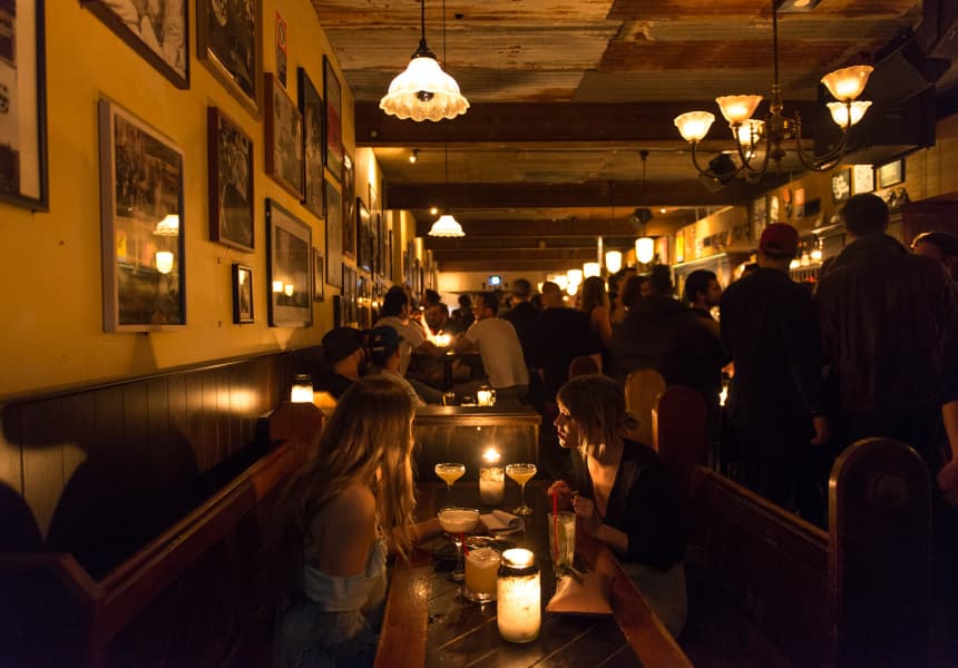 Earls Juke Joint - Image 1