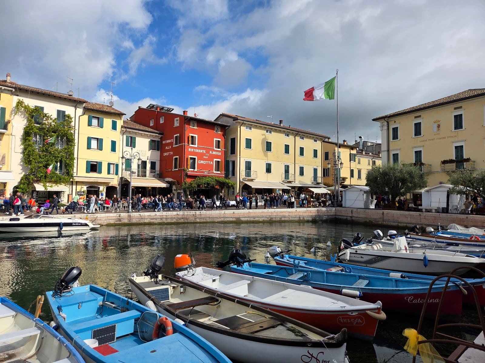 Lazise Old Harbor - Image 1