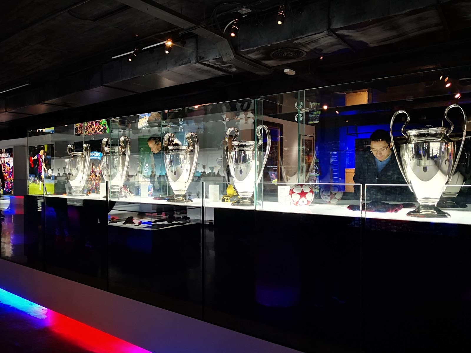 FC Barcelona Museum - Image 1