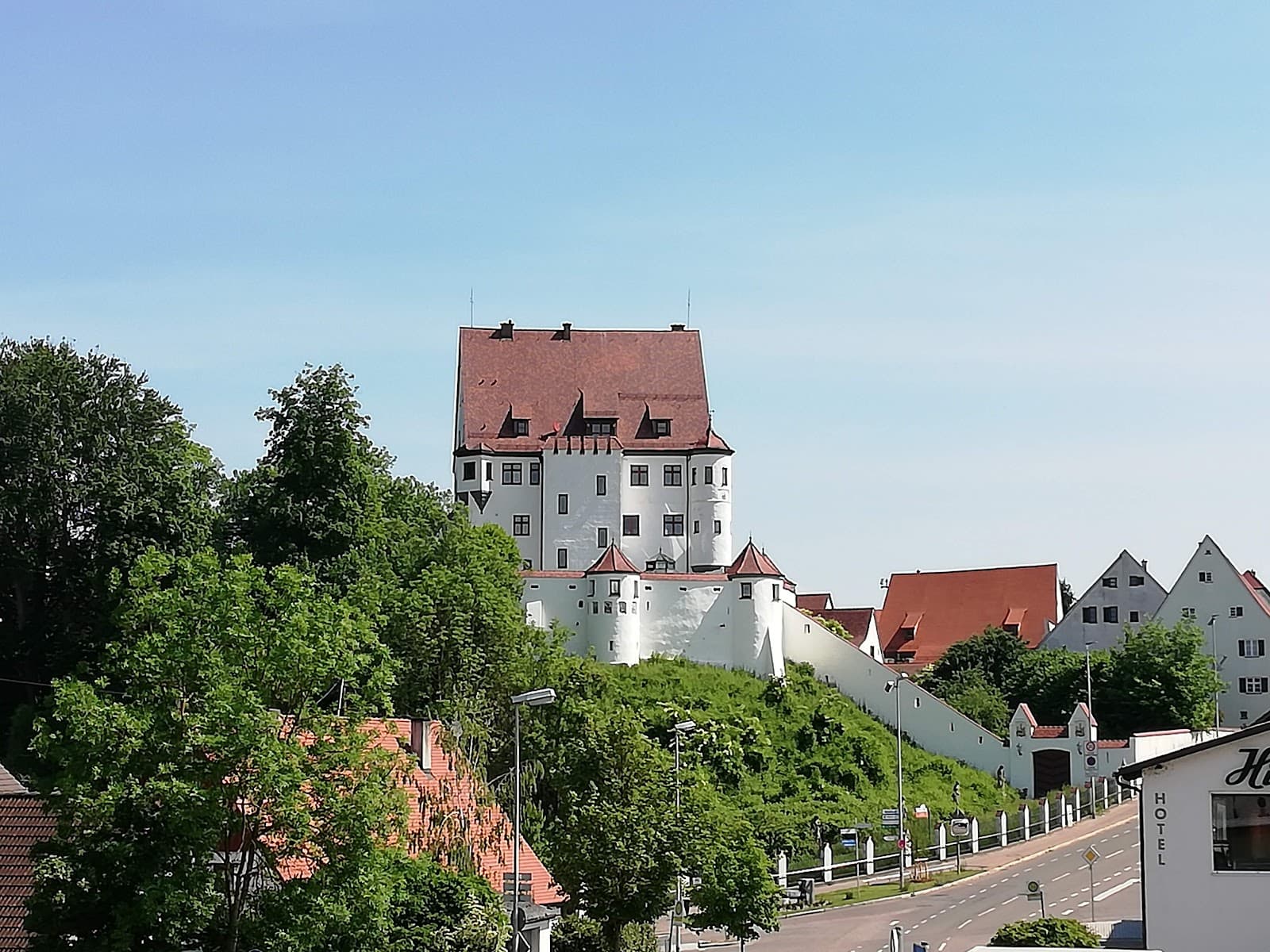Leipheim Castle - Image 1
