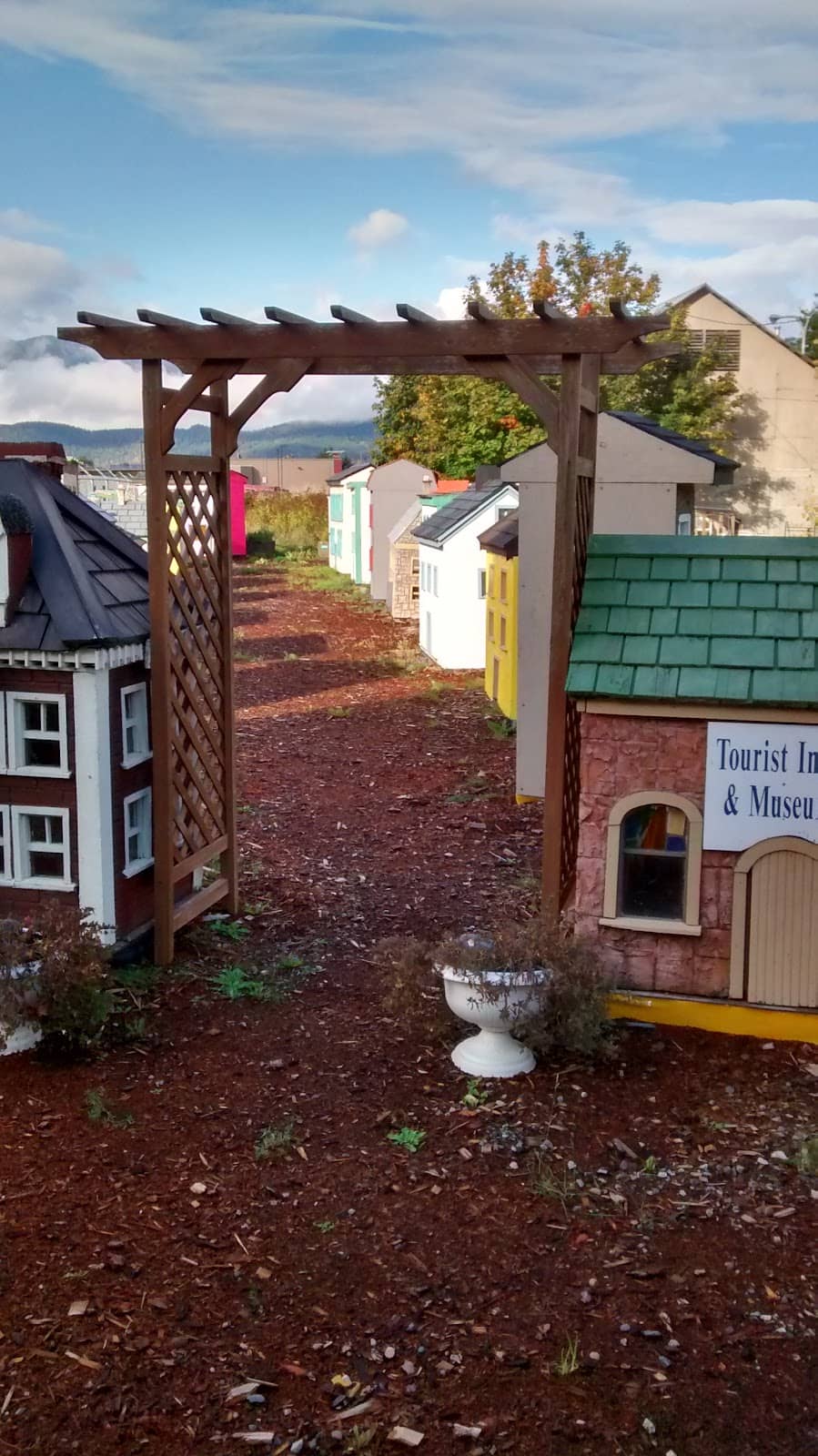 Cozy Coffee & Snacks