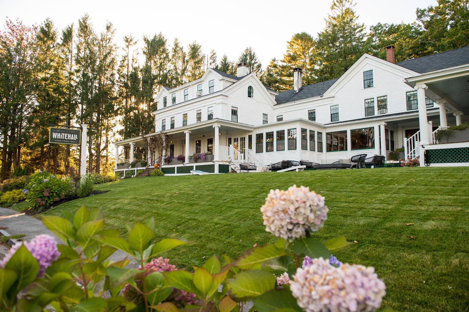 Cozy Courtyard & Fire Pit