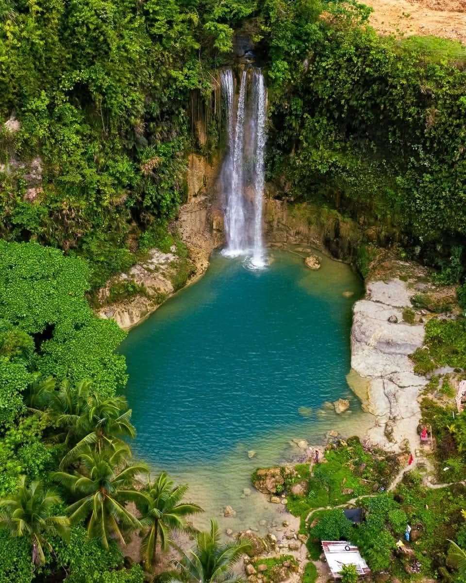 Limestone Cliffs and Lush Vegetation